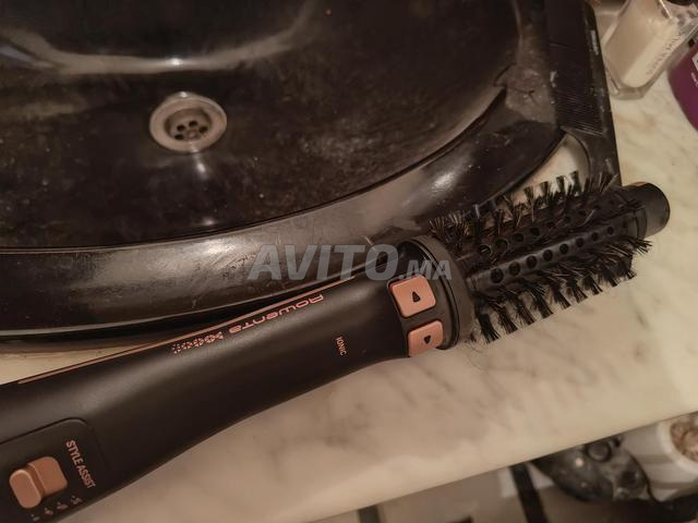 Brosse soufflante - Sèche cheveux Rowenta - 2