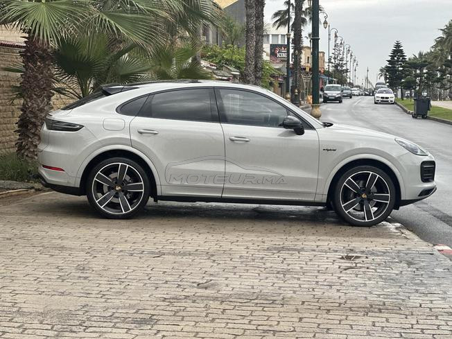 Porsche Cayenne Hybride Automatique 2023 à Nador
