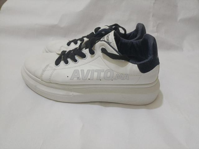 حذاء ألكسندر ماكوين أبيض مقاس 38