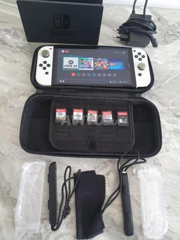 نينتندو سويتش OLED مع 5 ألعاب