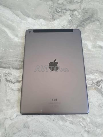 iPad 8ème Gén 128Go Batterie 71% bypass - 2