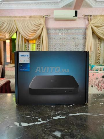 Philips Hue Play HDMI Sync Box 8K - Neuf