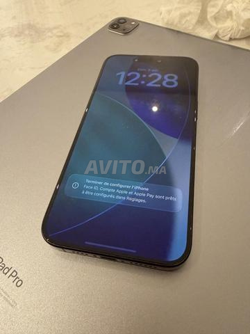 Vente iPhone 15 Pro Max Gris