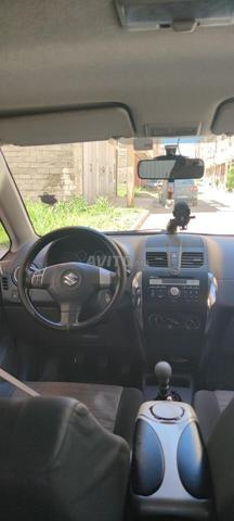 سيارة سوزوكي SX4 بحالة ممتازة