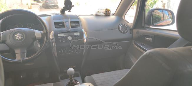 voiture Suzuki sx4 très bon état 