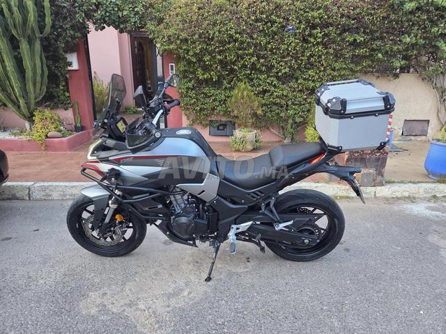 Voge 500 DS bon état