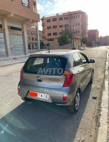 Kia Picanto Essence Manuelle 2016 à Marrakech