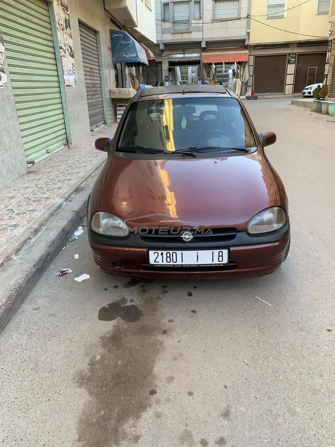Opel Corsa Essence Manuelle 1996 à Nador