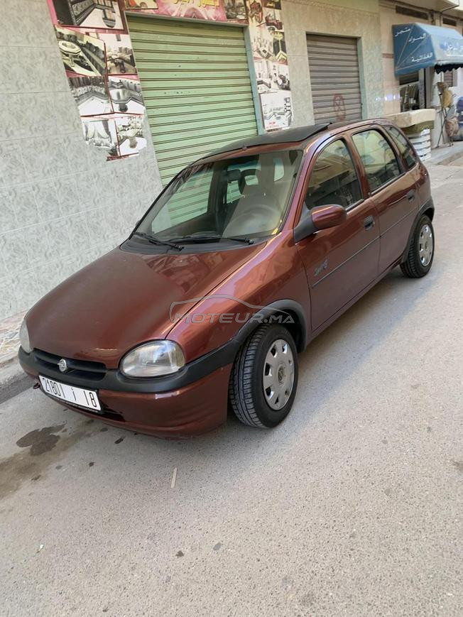 Opel Corsa Essence Manuelle 1996 à Nador
