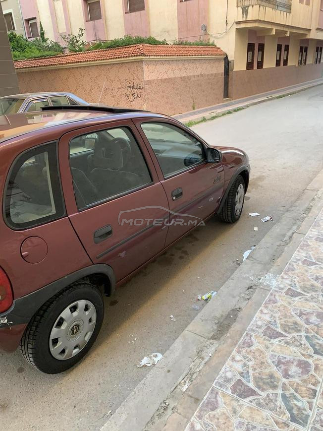 Opel Corsa Essence Manuelle 1996 à Nador