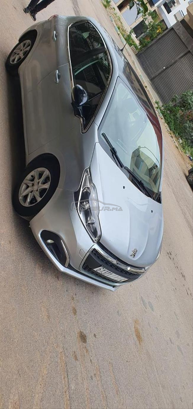Peugeot 2008 Diesel Manuelle 2019 à Casablanca