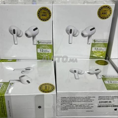 سماعات آيفون الجيل الثاني نظيفة - 2