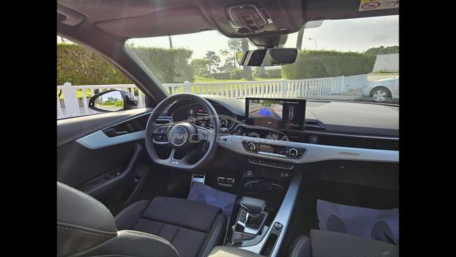Audi A4 Diesel Automatique 2020 à Al Hoceima