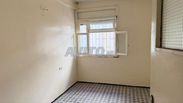 Studio à louer 5min de la station tram - 2