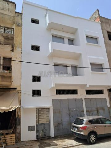 Garages à vendre 100m²