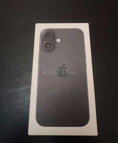 iPhone 16 Black 128GB - État Neuf