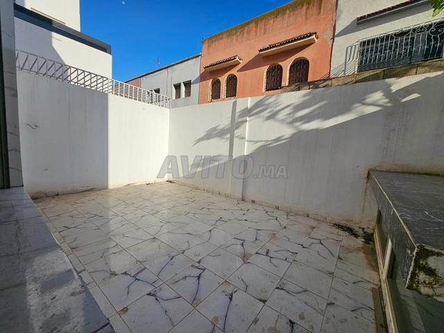 شقة بمساحة 122م للبيع في عين السبع - 2