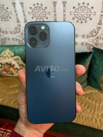 iPhone 12 Pro Max Bleu – Excellent état