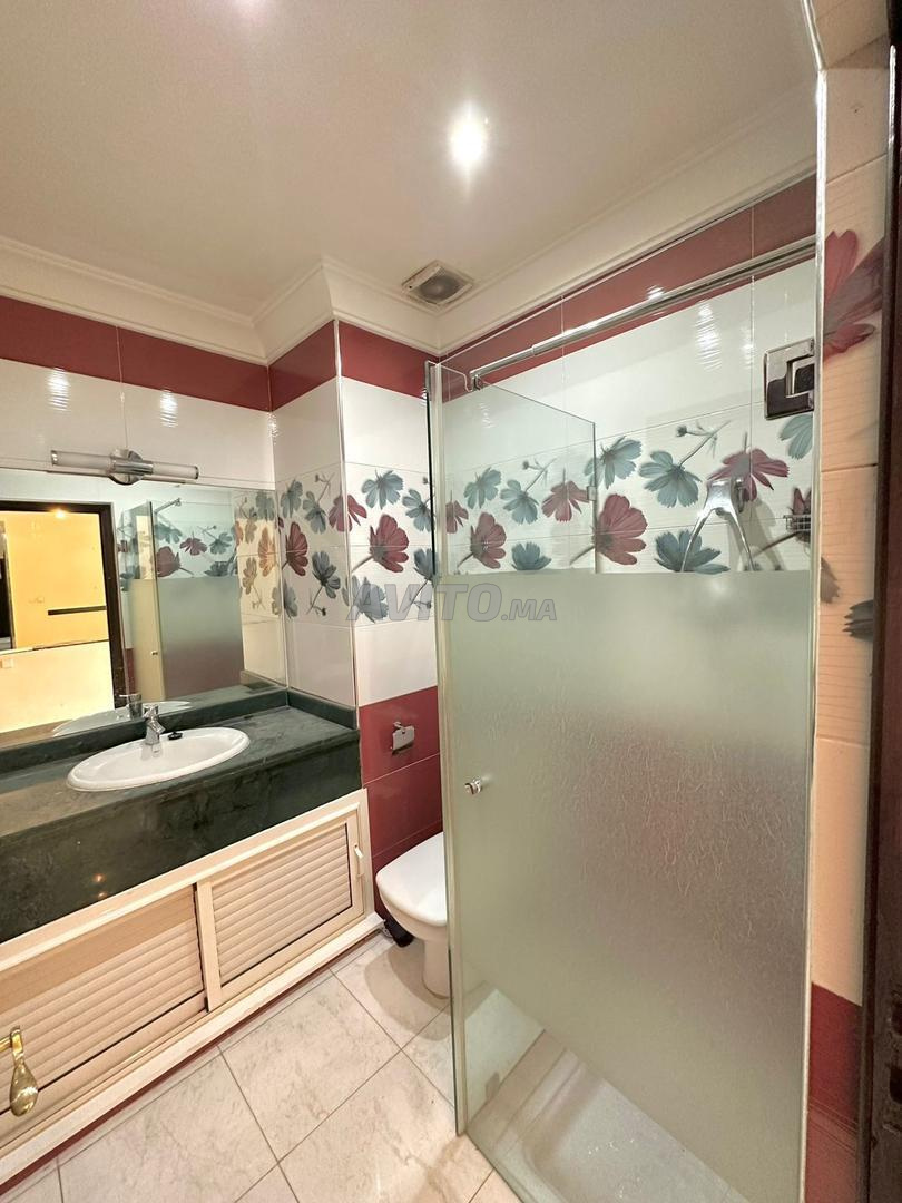 Appartement vide à louer 3 chambres - image 4