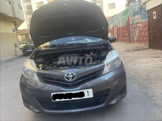 Toyota Yaris Essence Manuelle 2012 à Rabat