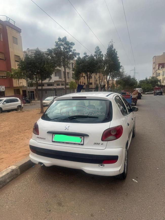 Peugeot 206 Essence Manuelle 2011 à Casablanca