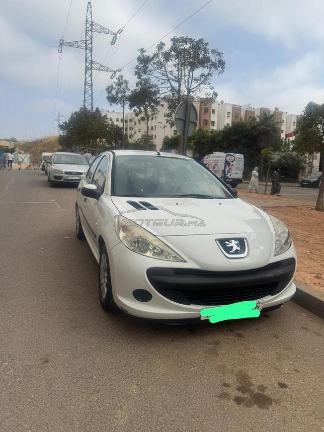 Peugeot 206 Essence Manuelle 2011 à Casablanca