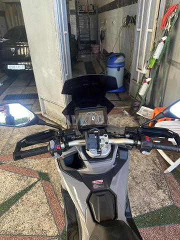 Moto comme neuve, moteur 125 - 2
