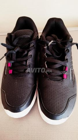 حذاء رياضي مقاس 38/37 من فرنسا