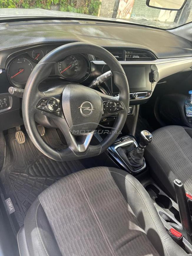 voitur opel corsa