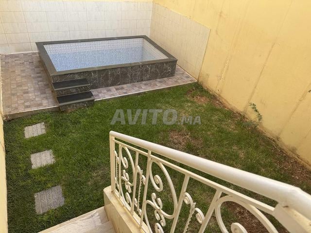 Appartement à vendre 234 m² à Route d'Immouzer Fès