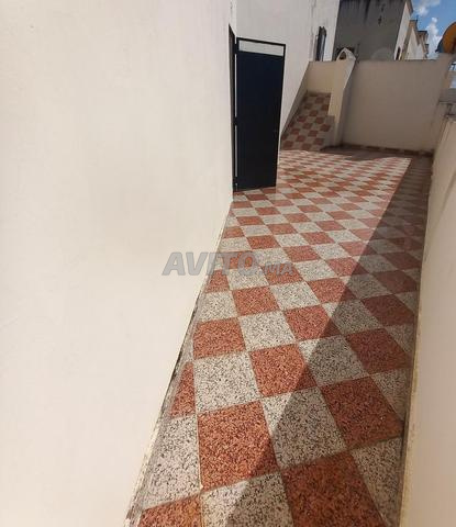 Appartement terrasse 196 m, ascenseur, syndic, déclaration totale