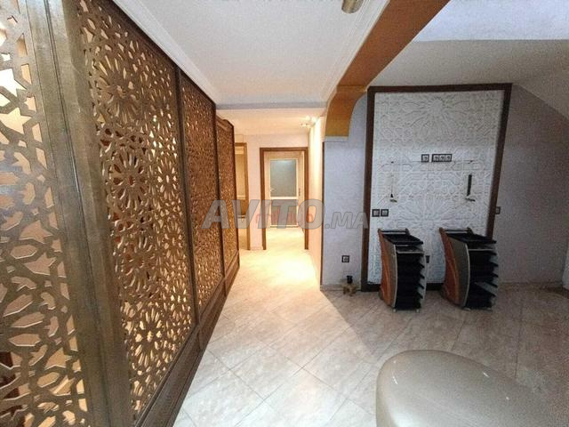 إيجار محل تجاري بمساحة 205 متر مربع في مراكش - 2