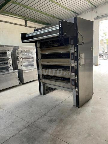 Four à soles Eurofours modulaire avec enfourneur