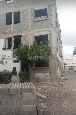 Maison grande ouverte sur deux façades amicales à vendre