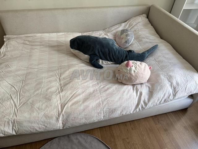 Lit 120/190 cm matelas offert - 2