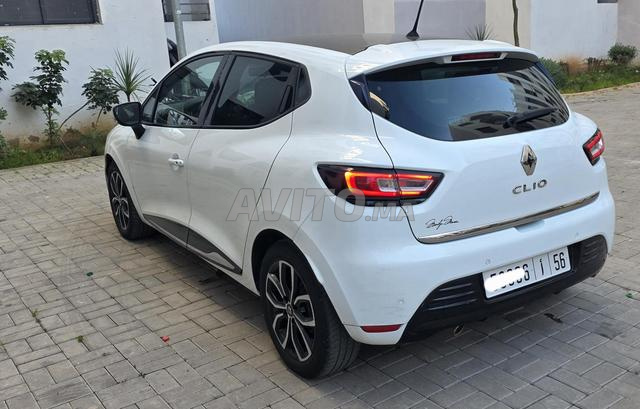Clio 4 automatique modèle 2019 - 2