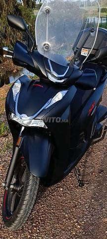 Honda SH 350 Sport - 2