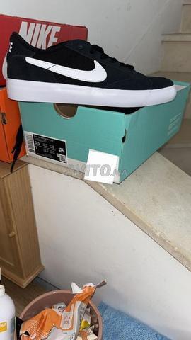 نايكي أصلي/ مقاس 38 و 39 - 2