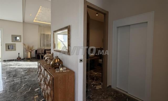 فرصة فيلا استثنائية جاهزة للسكن - 2