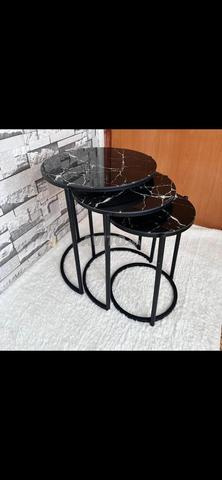 3 طاولات معدنية بسطح زجاجي - 2