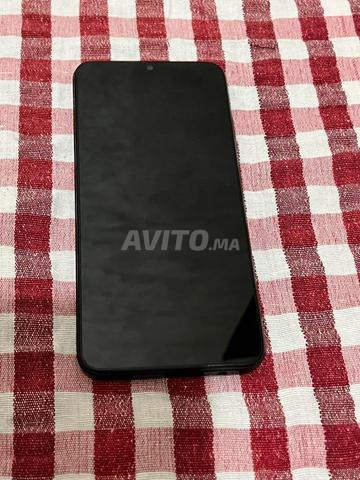 هاتف مستعمل بحالة جيدة - 2