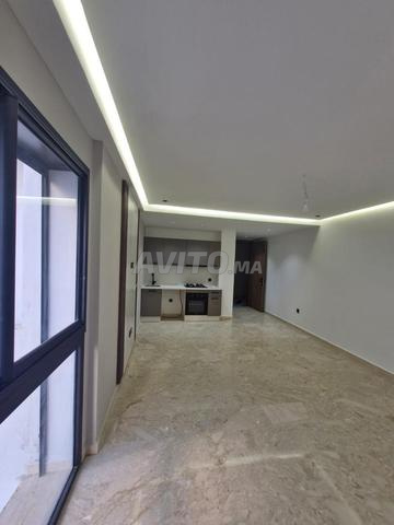 Studio neuf à louer à quartier des hôpitaux - image 4