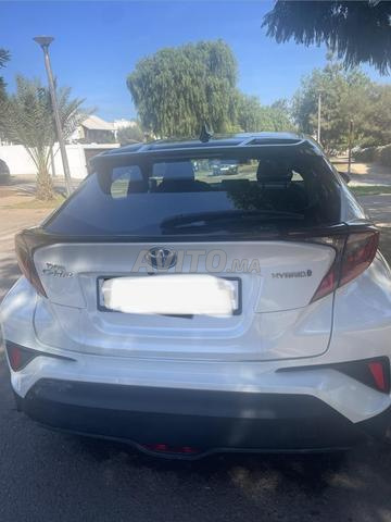 تويوتا سي-إتش آر بحالة ممتازة - 2