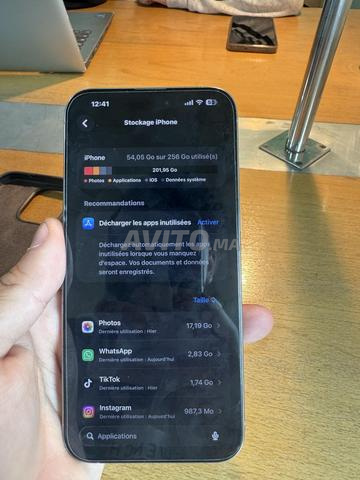 iPhone 15 Pro Max 256 Go - 2