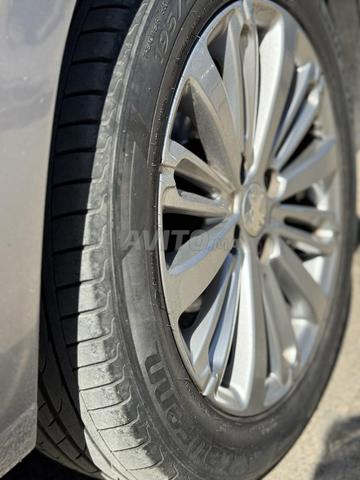 Peugeot 208 modèle 2019 - 2