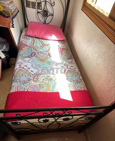 سريران مفردان من الحديد مع مراتب - 2