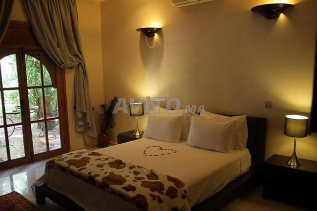 Studio moderne et propre