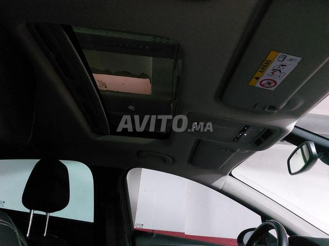 أوبل أسترا 2019 - عدد كيلومترات قليل - 2