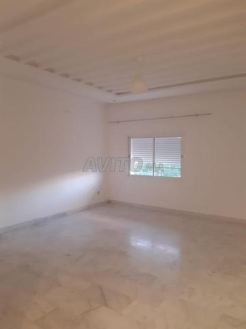 Bel appartement F4 Rez de jardin à Sid Al Abed