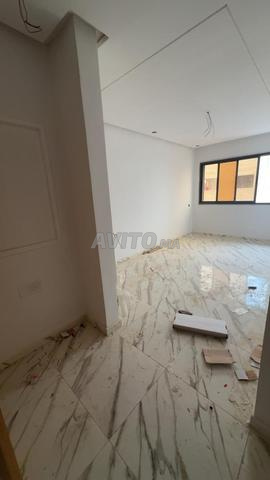 Appartements modernes avec soutien et locaux commerciaux à Jnane Znate - 2